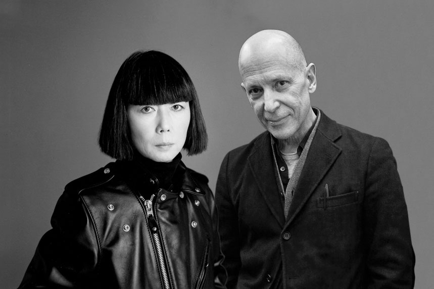 (rei kawakubo)及丈夫adrian joffe 上图:luisaviaroma现任ceoandrea